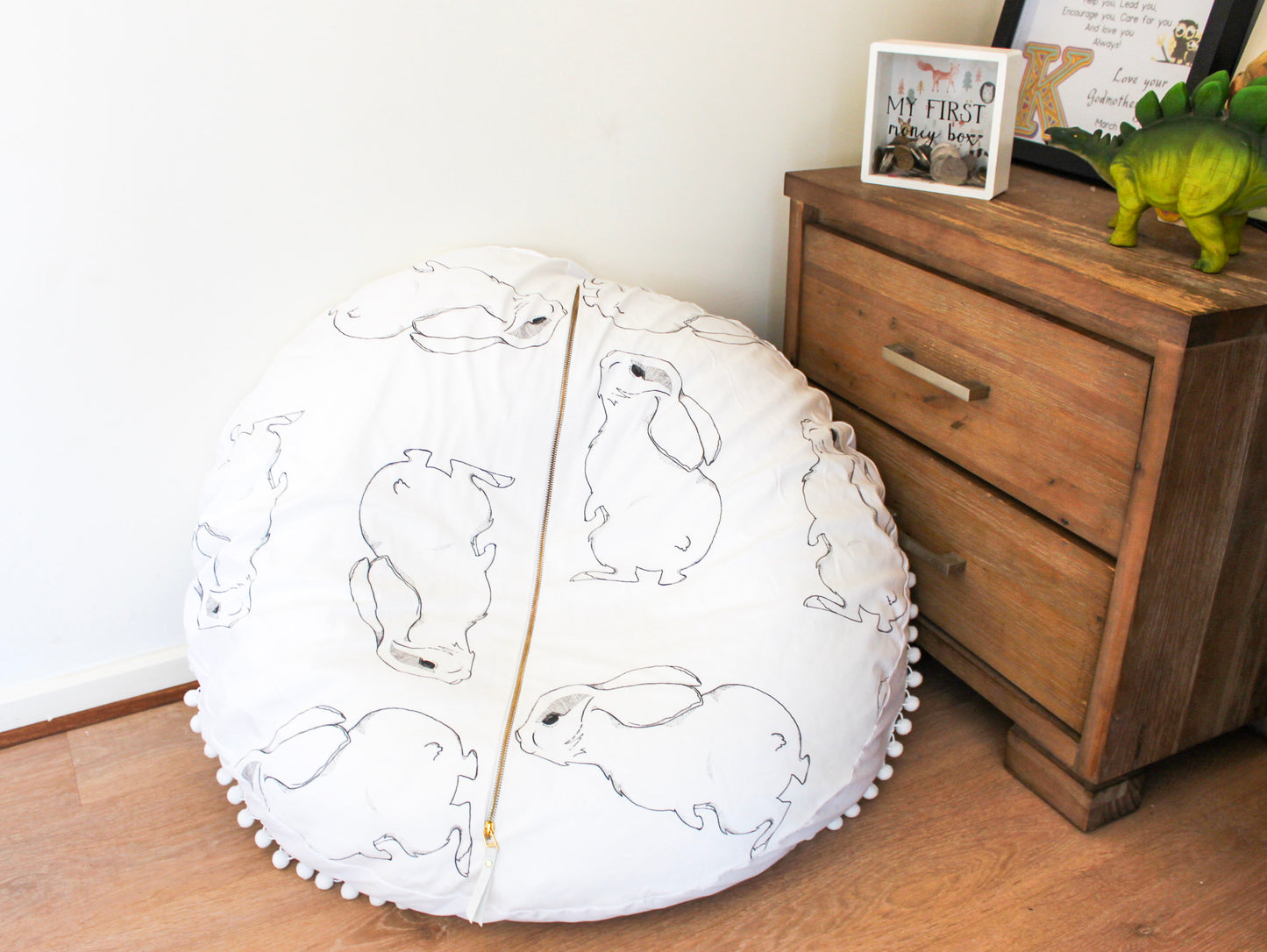 Stripes / Bunny BEANBAG