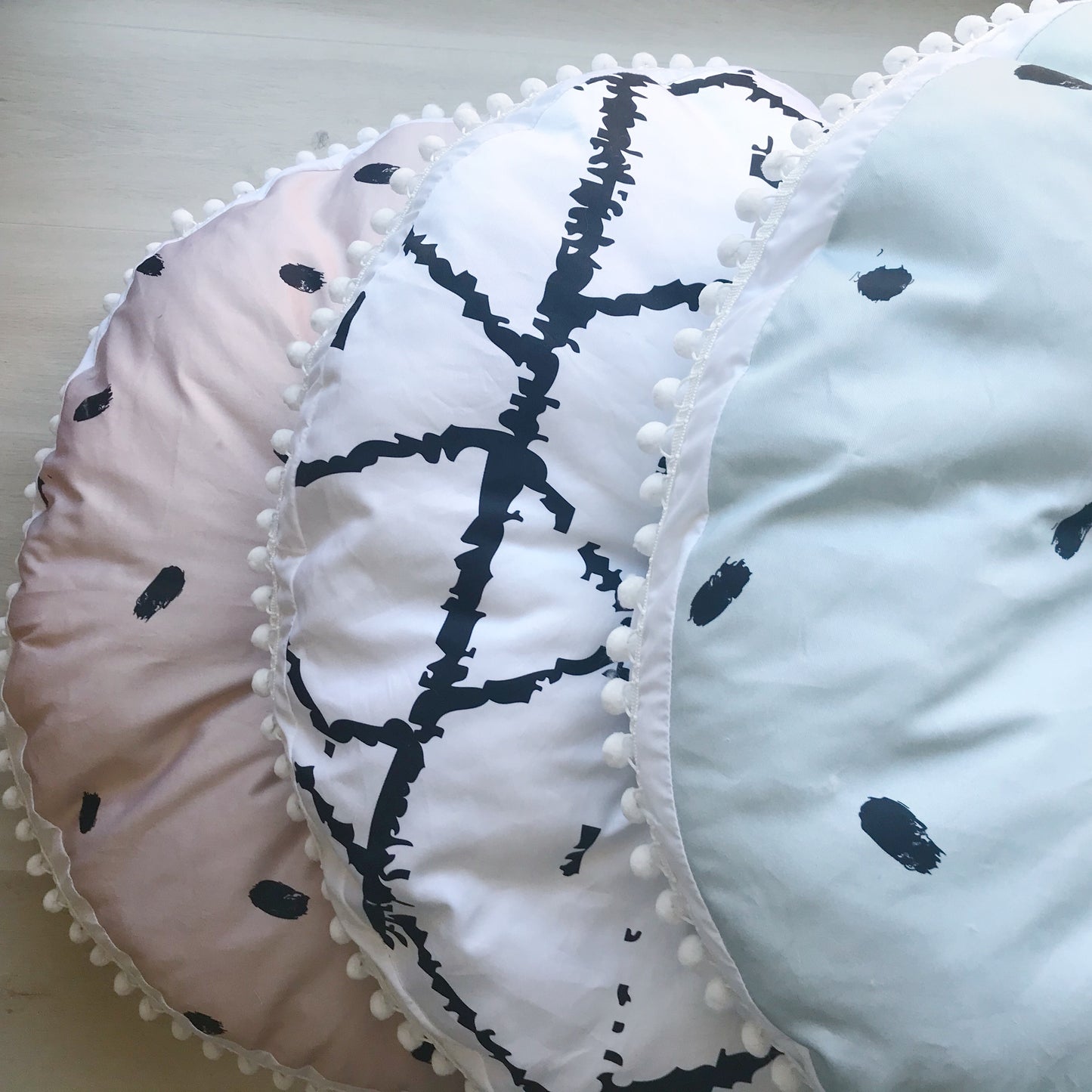 Yorkelee Flik Mini Cushion
